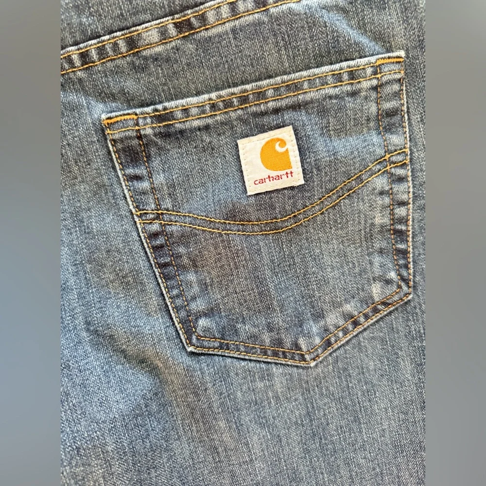 Carhartt Straight Traditional Fit Medium Wash Men’s Jeans 34 x 32